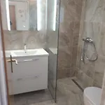 Mavarcica A4 Τρογκίρ