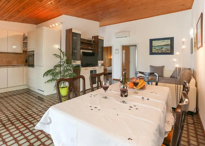 Apartman Mavarcica A4 *