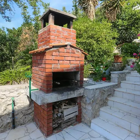 Mavarcica A4 아파트 트로기르